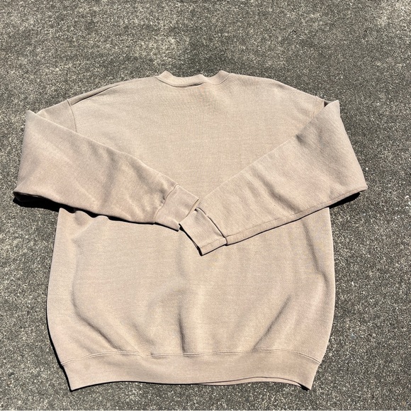 Bwear Shirts Vintage Brown And Tan Deer Hunting Crewneck Sweatshirt 